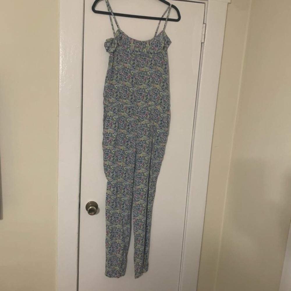 MNG Casual Floral  Jumpsuit Size Small‎
